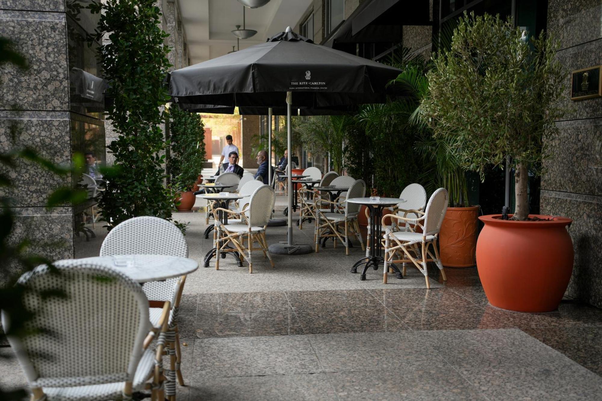 Ritz Carlton Difc Downtown Dubai Hotel Exterior photo