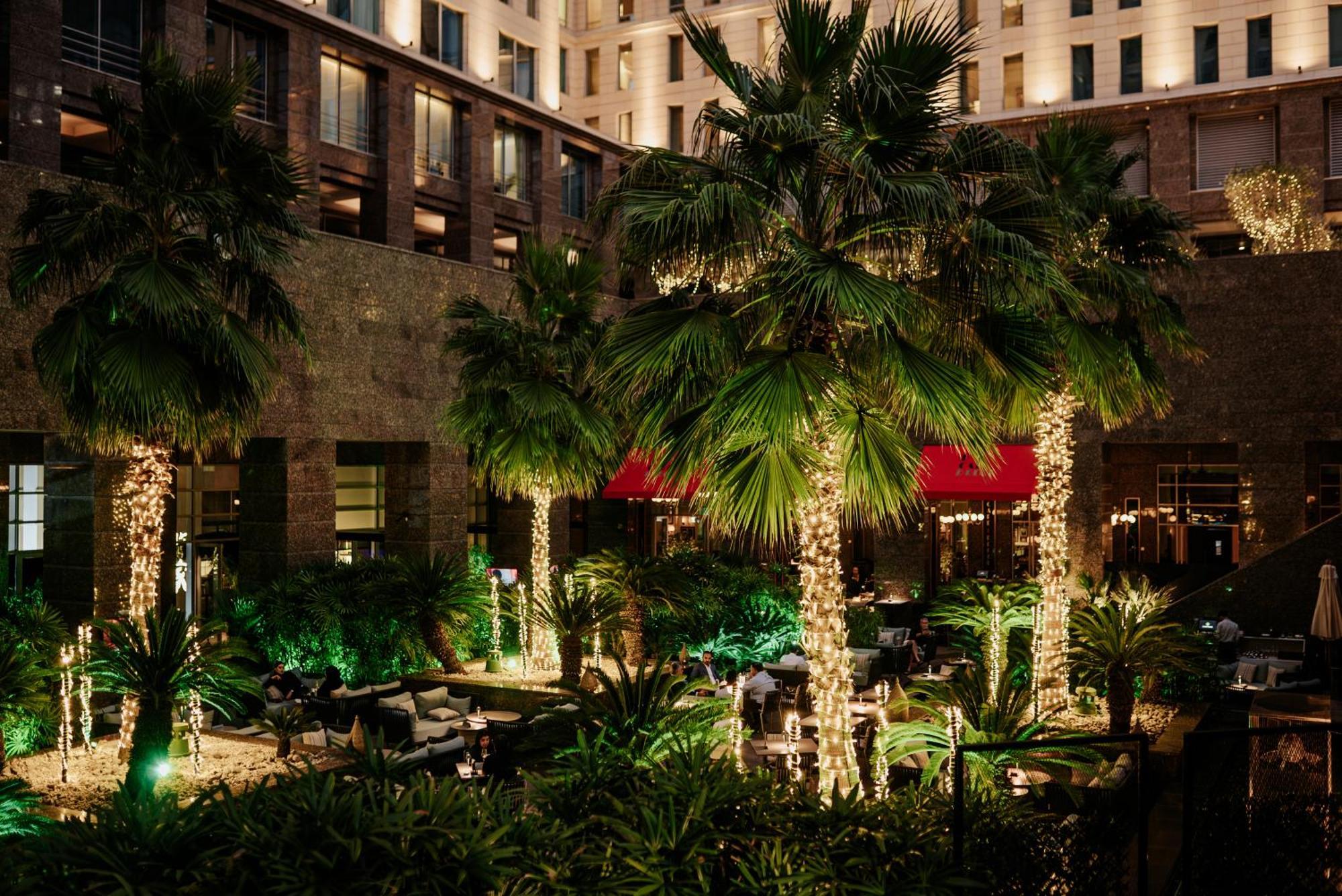 Ritz Carlton Difc Downtown Dubai Hotel Exterior photo